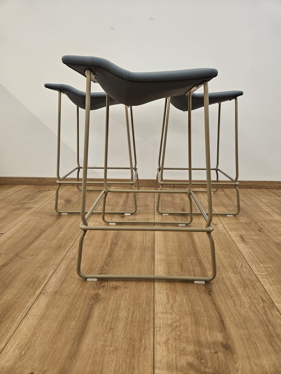 Image 1 of 3 x Viccarbe Last Minute sgabello medio, sgabello da bar, sgabello