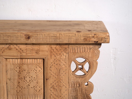 Antique carved sideboard in fir wood – China, circa 1930 – Brass (photo 32 of 40)