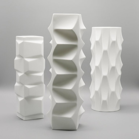 Image 1 of HUTSCHENREUTHER Biskuitporzellan ARCHAIS Vase TRIO Heinrich FUCHS Op Art Retro