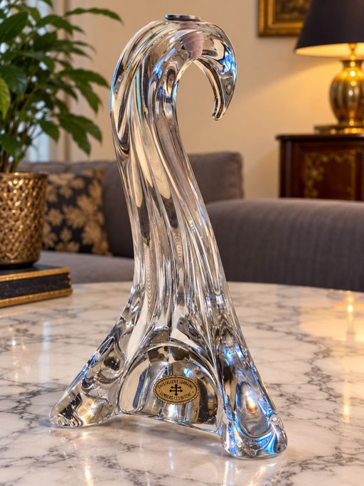 Solid crystal swan