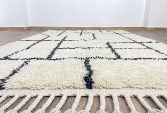 Image 1 of Alfombra bereber marroquí de 250 cm x 150 cm.