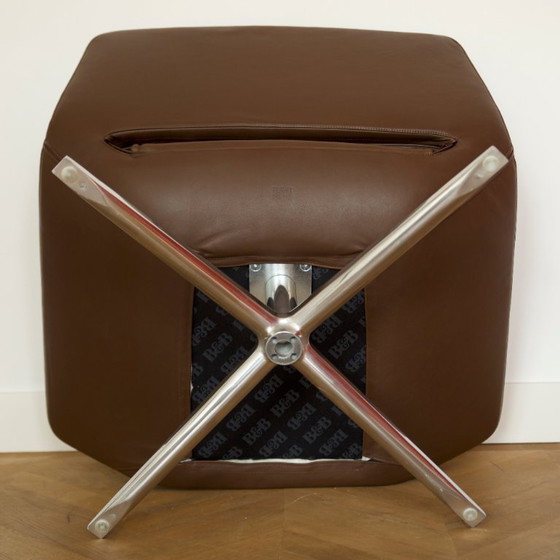 B&B Italia Metropolitan ME84 Armchairs – Pair in Brown Gamma Leather (photo 11 of 15)