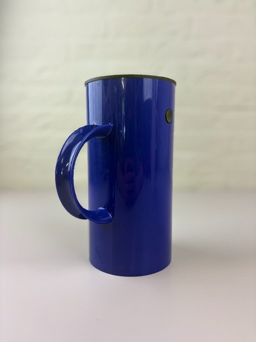 Stelton EM77 cafetière by Erik Magnussen – Danish design icon