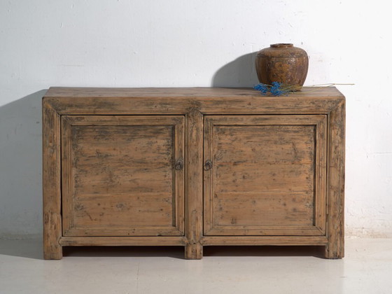 Antikes chinesisches Kiefern-Sideboard – China, circa 1930 – Brass (photo 40 of 40)