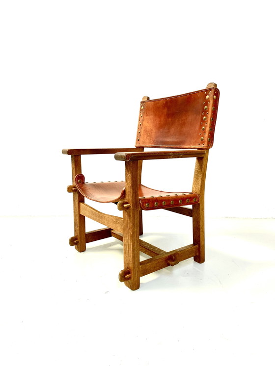 Image 1 of Antieke Franse handgemaakte Brutalistische Kasteelstoelen, jaren 1920