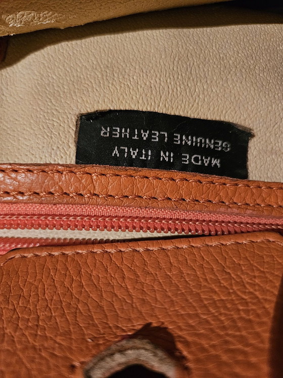 Beliebte Luxus-Leder-Handtasche in Orange – Andere Taschen, Lammleder (photo 7 of 11)