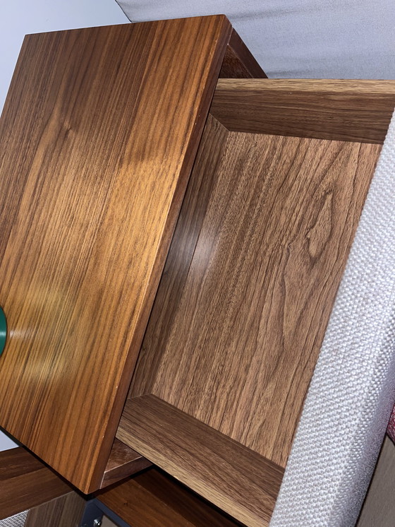 Image 1 of Struttura del letto e comodini coordinati