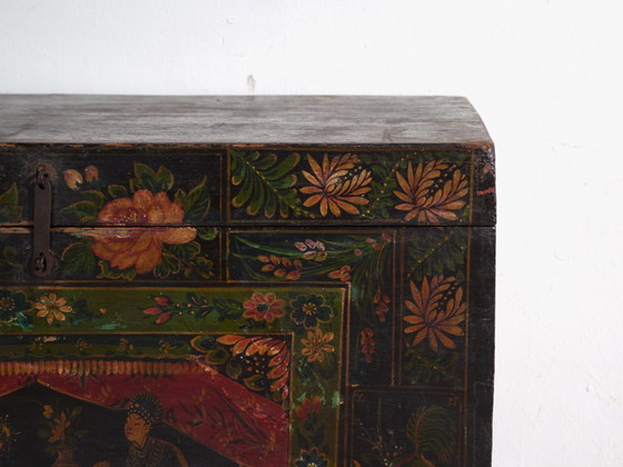 Baule antico dipinto in legno di pino – Cina, circa 1900 – Armadi contenitori, Iron (photo 24 of 40)