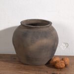 Jarrón antiguo estilo wabi sabi (c.1900) #12 – Jarrones (photo 6 of 34)