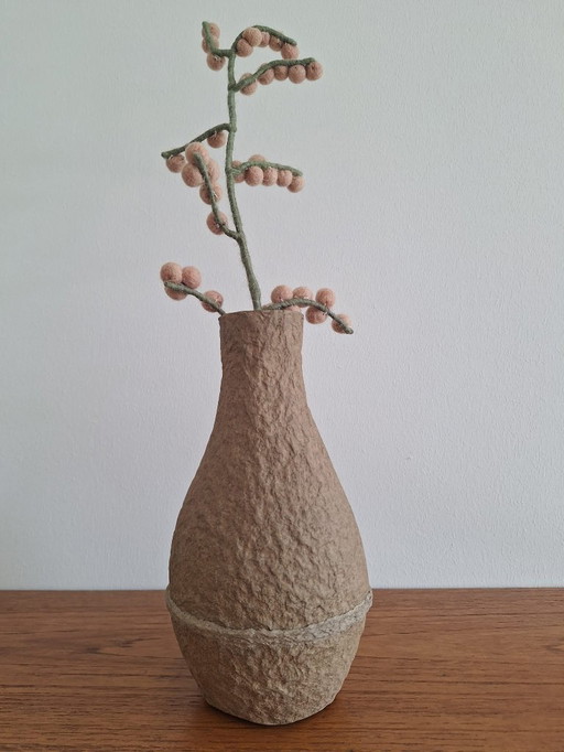 Vase en pulpe de papier de Debbie Wijskamp pour Serax