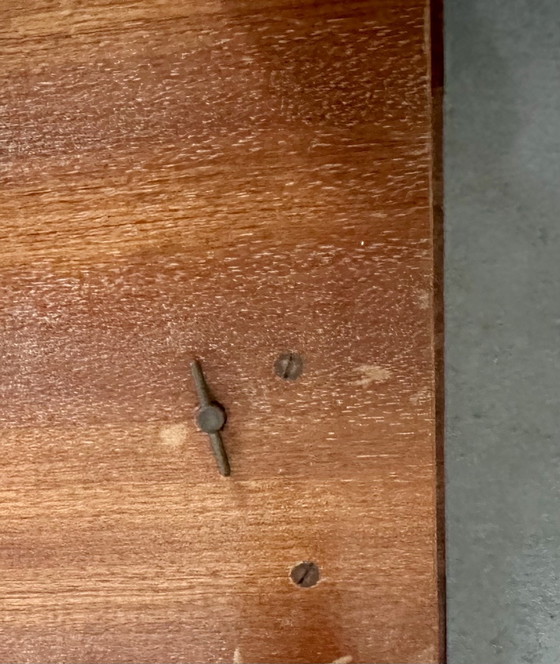 Image 1 of Vintage Italiaans tafeltje met inlegwerk en muziekdoos