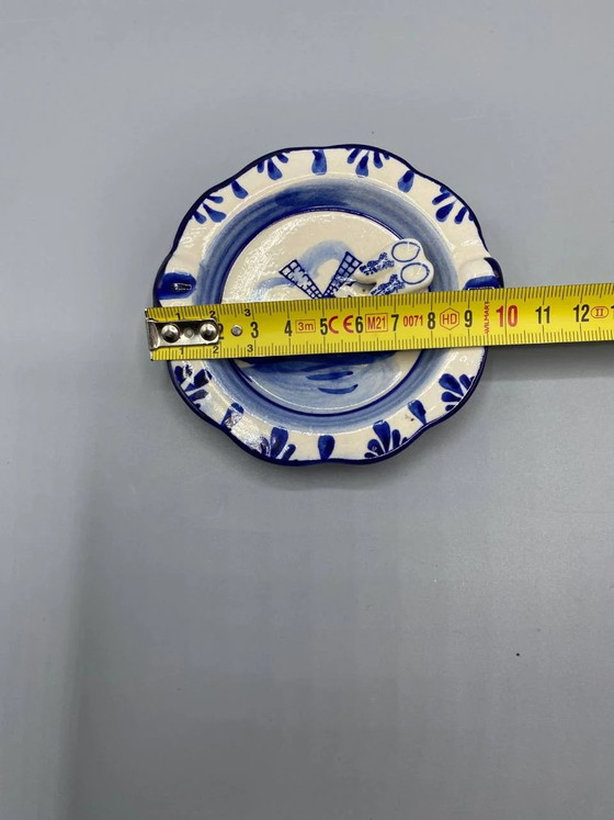 Delftsblauwe faience asbak in de vorm van een windmolen, Holland – Servies, Dutch Design Style (photo 3 of 3)