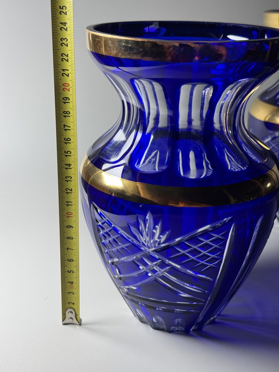 Image 1 of A pair of crystal vases 