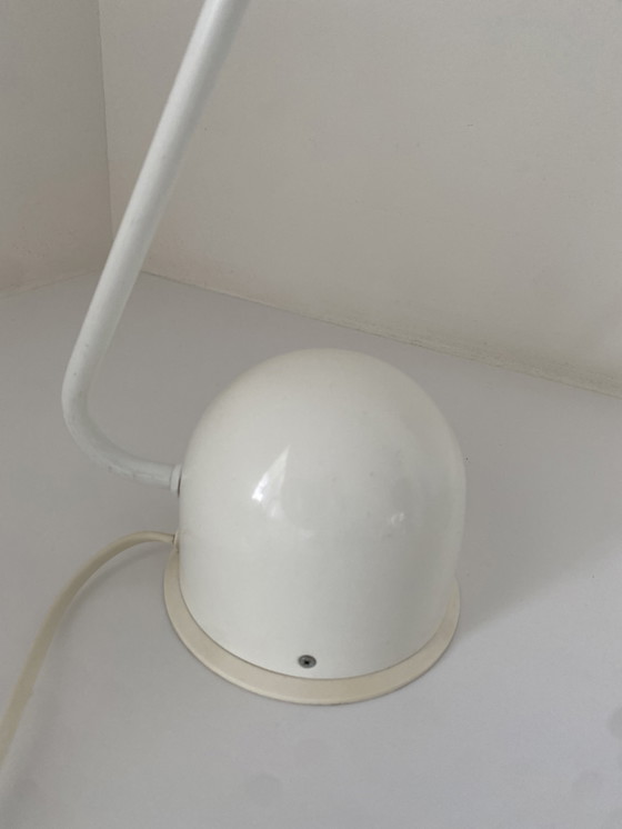 Image 1 of Lampe de table vintage Vrieland - lampe de bureau - années 1970/1980 - métal, blanc
