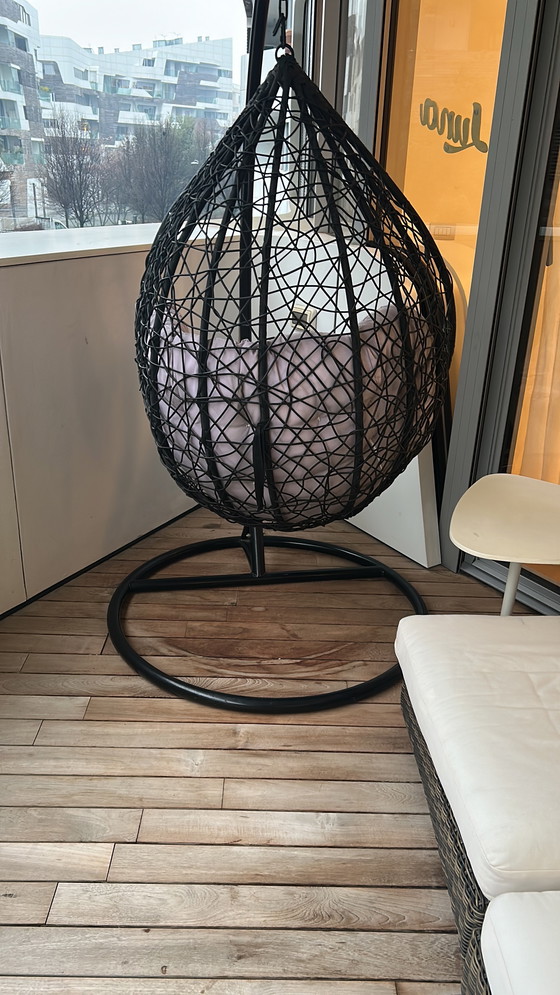 Image 1 of Poltrona a dondolo sospesa Ovetto