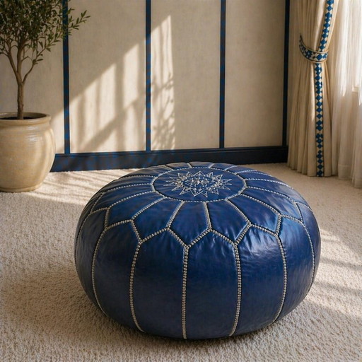 Pouf in pelle realizzati a mano