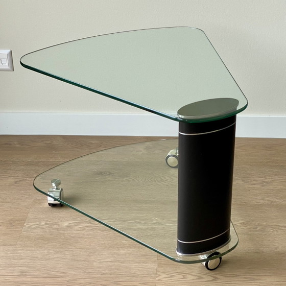 Image 1 of Stressless (Ekornes) Beistelltisch aus Glas auf Rollen