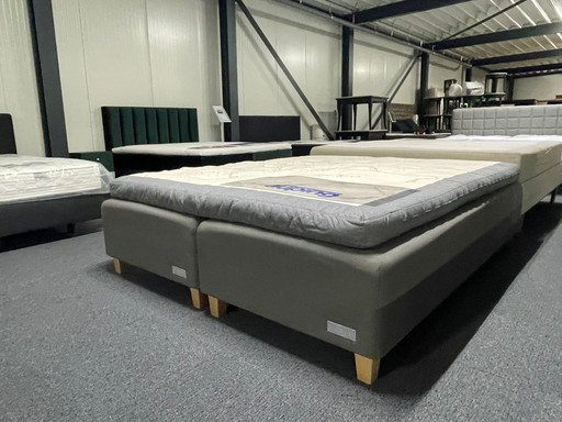 Carpe Diem box spring - 180x200