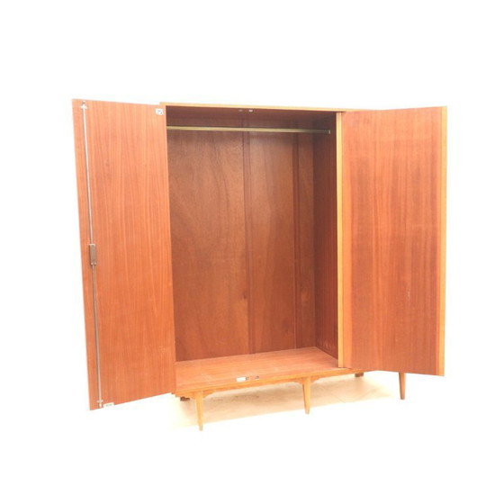 Image 1 of Vintage Belgisch design 3-deurs kledingkast gemaakt in de jaren ’60