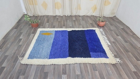 Image 1 of Alfombra tradicional de pura lana natural de 140 x 260 cm.