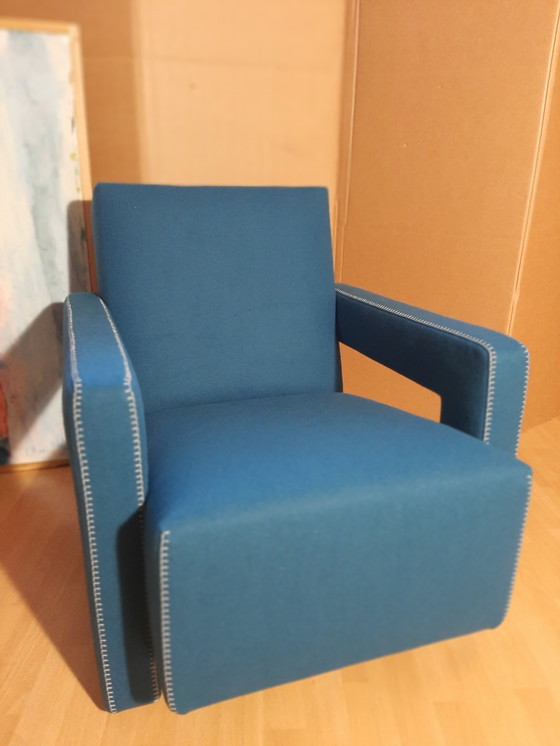 Image 1 of Cassina Utrecht 637, nueva, nunca usada, en tela de lana azul petróleo (serie 13L), costuras de caballo