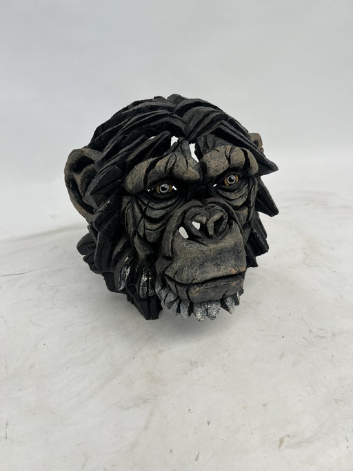 Edge Sculpture Chimpanzee - Matt Buckley – beeldhouwkunst, Wood, Other