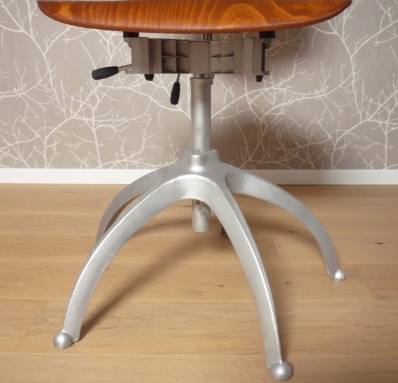 Image 1 of Sedia da laboratorio in legno e metallo