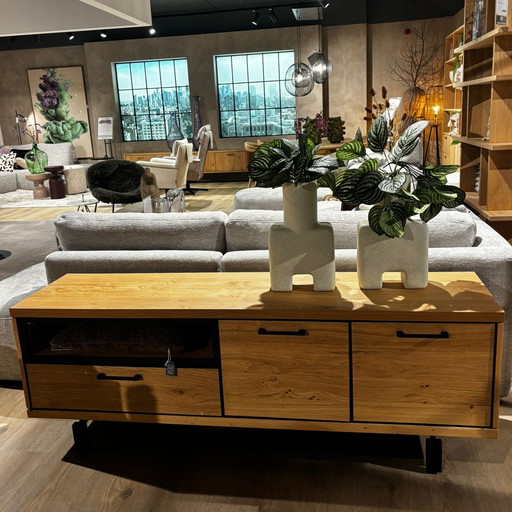 Buffet Henders & Hazel Ridgefield