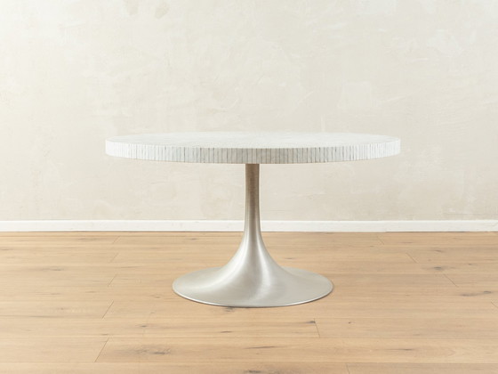 Image 1 of Mesa de centro de mosaico con pie de tulipán