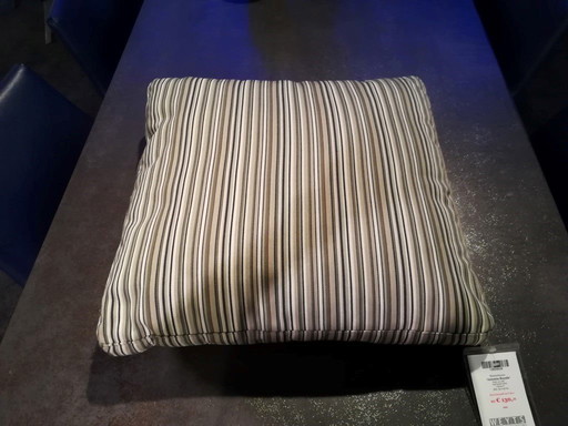 Leolux Sluimer Antonia Royale decorative cushion