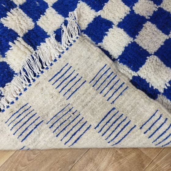Image 1 of Tapis marocain à damier bleu – Tapis berbère à damier bleu | 316 × 195 cm