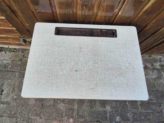 Image 1 of Scrivania per bambini vintage/retrò