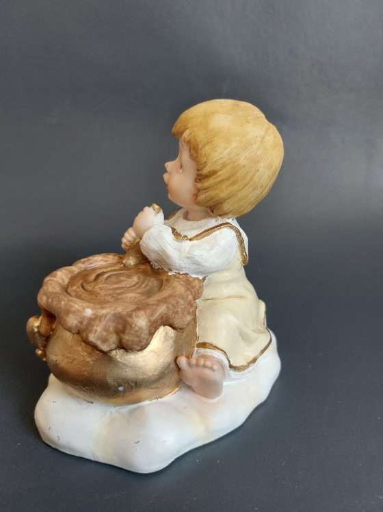 Image 1 of Figurines Seneca en polystone fabriquées à la main