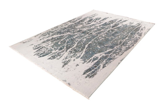 Image 1 of Vintage handgemaakt vloerkleed 268x178 cm