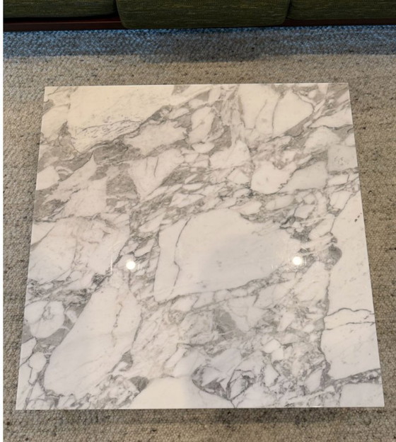 Image 1 of Knoll Florence Square Couchtisch, niedrig, Marmor, 120 x 120 cm