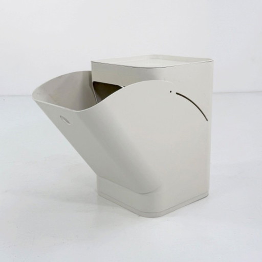 White Laundry Bin by Anna Castelli for Kartell, 1970s