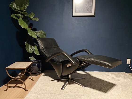 Image 1 of Set future twice chairs