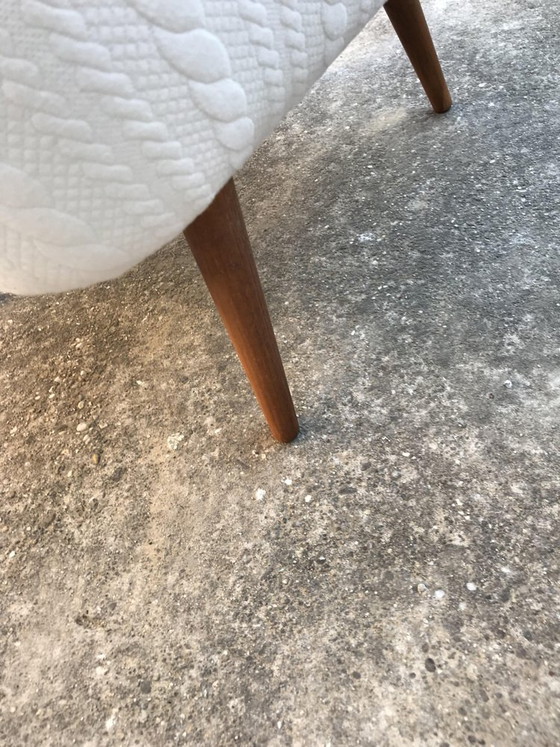Set of Hungarian White Club Chairs, 1950s – Armchairs (photo 4 of 6)
