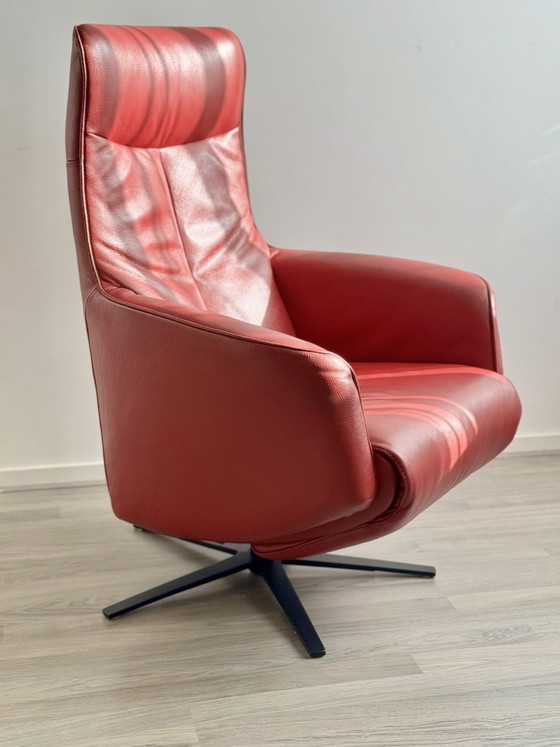 Image 1 of Zweifacher elektrischer Relaxsessel aus rotem Leder / wiederaufladbarer Stuhl