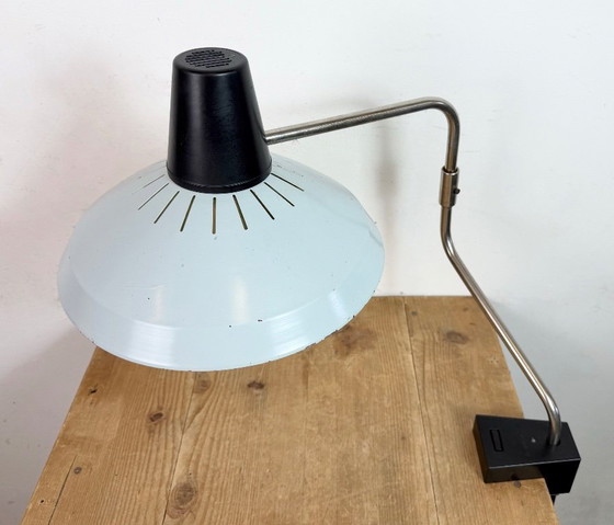 Image 1 of Grijze industriële bureaulamp van Elektrosvit uit de jaren 70, geschikt voor in een fabriek.