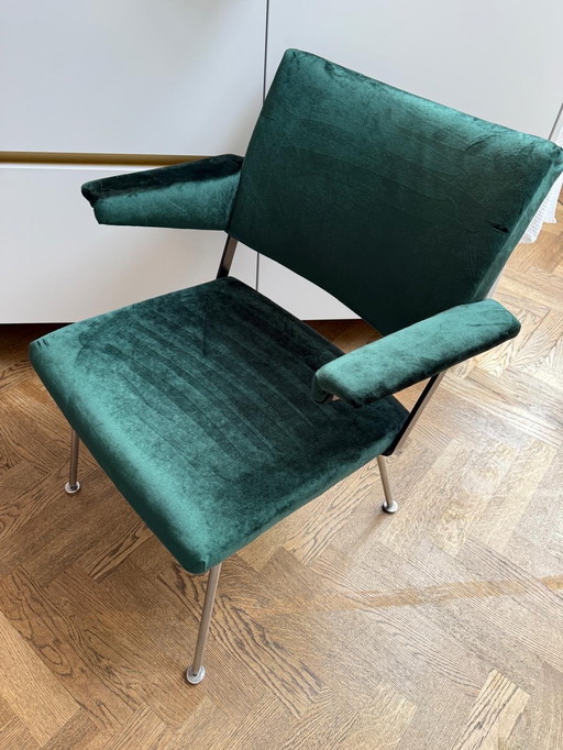 Poltrona Gispen 1265 di Andre, Cordemijer anni '60, appena rivestita