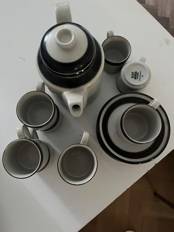 Image 1 of Cafetera Arabia Karelia y tazas de café con platillo