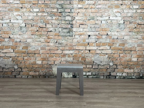 Blå Station Bimbo Stool – Grey Wood | Osko + Deichmann (photo 5 of 5)