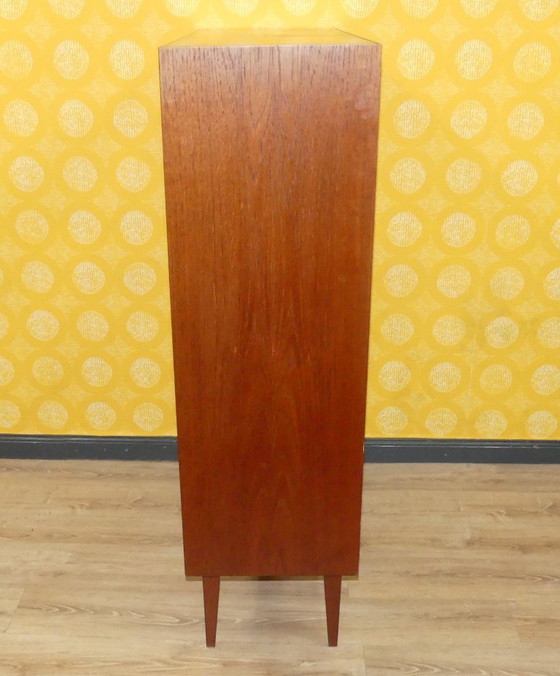 Image 1 of Cassettiera 1960 in stile danese Cassettiera in teak vintage di metà secolo Cassettiera danese di design moderno scandinavo W