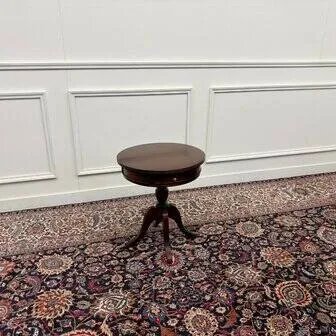 Klassischer englischer Beistelltisch, Beistelltische, Holz, Braun, Chesterfield (Foto 8 von 8)