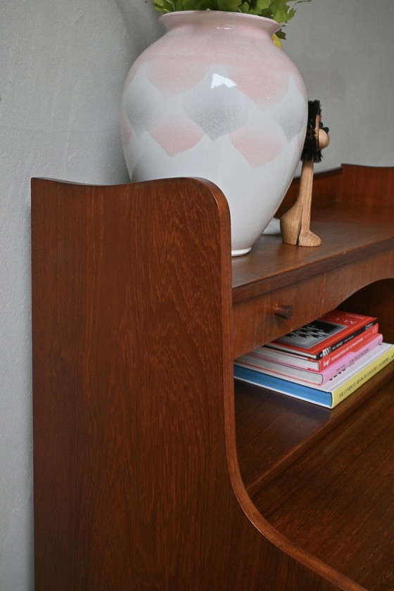 Image 1 of Scrivania/toletta di design danese con specchio nascosto