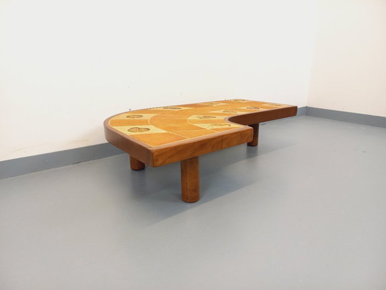Image 1 of Barrois comma-shaped coffee table with vintage shell motifs in wood and Vallauris ceramic from the 1960s and 70s