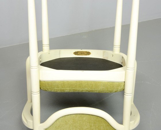 Image 1 of 2 klassieke crèmekleurige Thonet-stoelen model 644 PV met amandelgroene fluwelen bekleding van Hanno von Gustedt, jaren 60