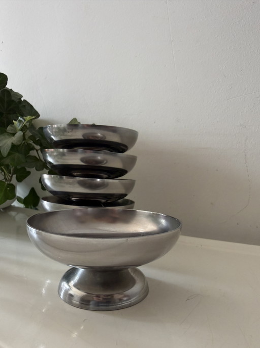 Set Van 5 Chrome Coupes – servies (photo 2 of 5)