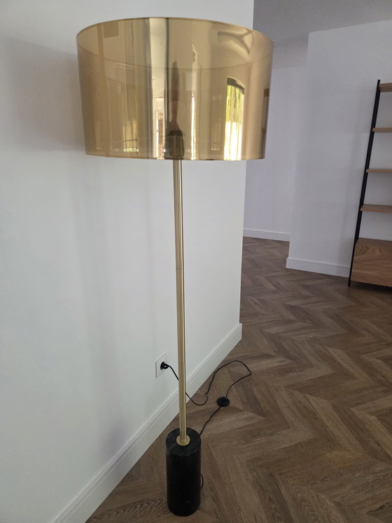 Image 1 of Elegant Modern Floor Lamp with Marble Base & Gold Shade